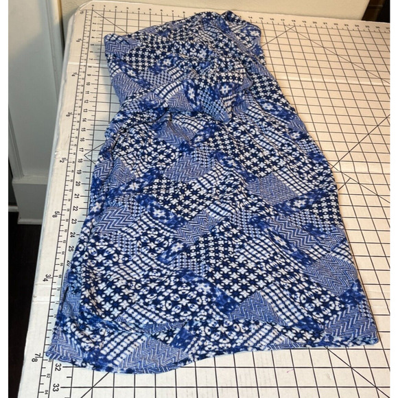 Catherines Womens 4X Blue White Geometric Boho Patchwork Top Boho Rayon Long Slv - Picture 6 of 7